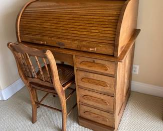 #5- $475 - Antique small roll top desk 37Lx42Tx27D with chair - 