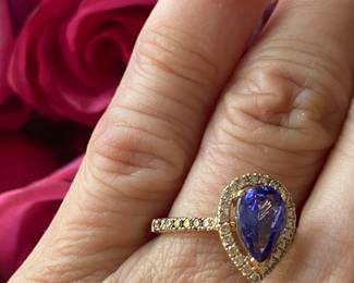 K- $780 - Le Vian Tanzanite & diamonds ring on 14kt gold. 3.2 grams. size 7 