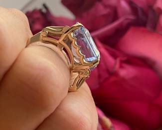 D- $475 - Emerald cut blue topaz on 10kt yellow gold Art Deco setting. 10.4 grams (size 6 3/4)