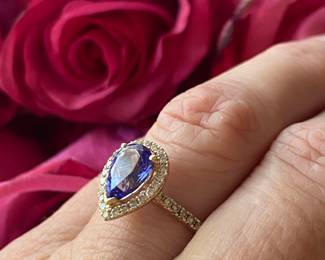 K- $780 - Le Vian Tanzanite & diamonds ring on 14kt gold. 3.2 grams. size 7 