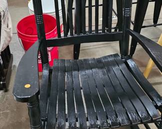 ROCKING CHAIR