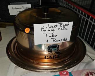 VINTAGE WEST BEND CAKE TAKER