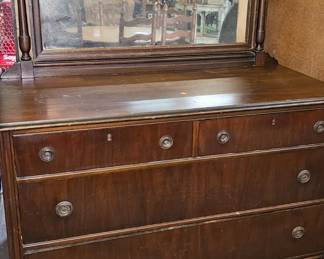 VINTAGE DRESSER WITH MIRROR