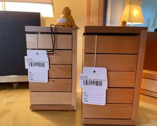  Contemporary Jewelry Box (A), Contemporary Jewelry Box (B)