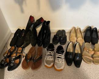 Women's Clothing & Shoes