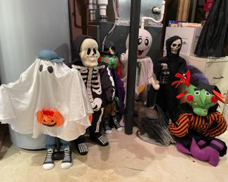 Halloween Door Greeters