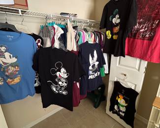 Women’s XL 2X clothing some Disney others with tags