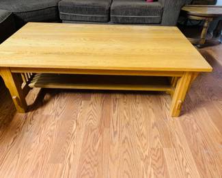 Close-up Coffee Table