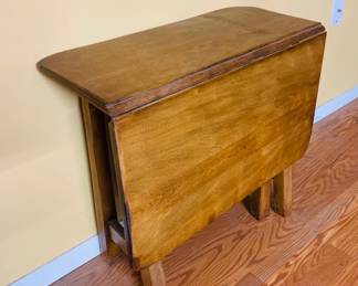 Drop Leaf Accent Table
