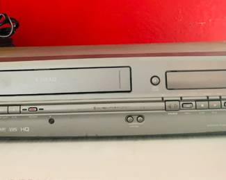 DVD/VHS Player