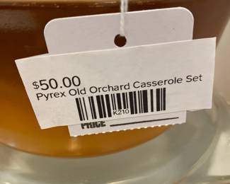Pyrex Old Orchard Casserole Set