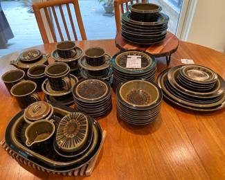 Arabia of Finland Kosmos Dish Set