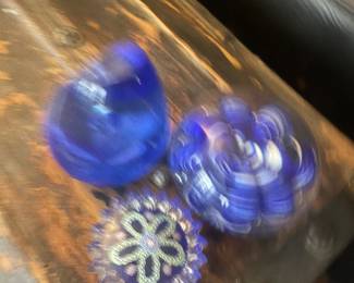 ANTIQUE ART GLASS & PAPERWEIGHTS.