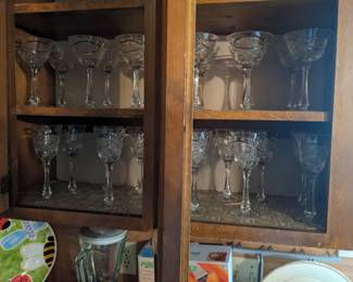 MORE CRYSTAL STEMWARE