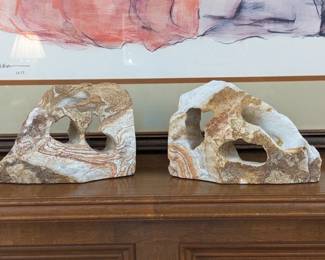 SANDSTONE BOOKENDS
