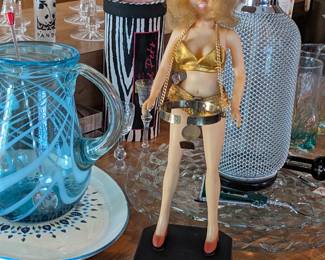 VINTAGE COCKTAIL SHAKER