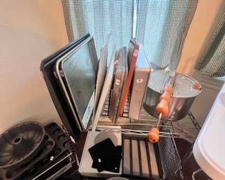 Baking pans, stovetop popcorn popper