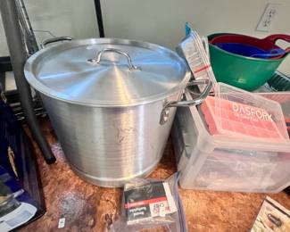 Cooking pot, ice cube trays