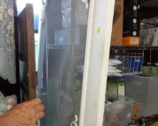 VTG Screen Door. Screen at the Bottom Too