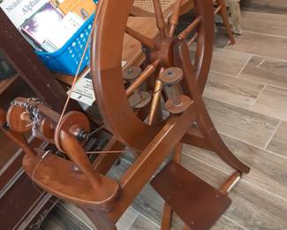 Spinning Wheel, full size, working
