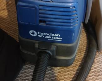 Commercial vacuum $150 with extra bags