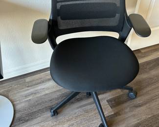 "Steelcase Inc" Hi-end Black office chair