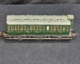 Marklin HO 4004 3rd Class Passenger Car Brakeman
