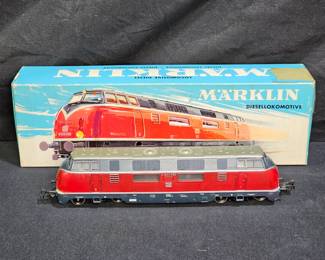 New in Box VTG Marklin Diesel Locomotive Model 3021