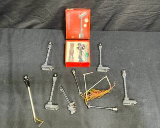 11 Marklin HO Stop Lights, Towers, Posts & More