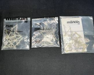 3 NIP Marklin HO 7525 Cantilever Arm Support