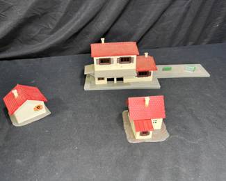 Pola Train Station, Railside Jail & Cottage