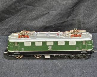 Marklin HO #3937 DB E41024 Electric Locomotive