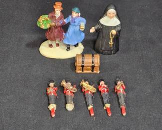 Assorted Village Figurines
