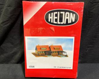 New in Box Heljans HO #1706 2 Terrace House Kit