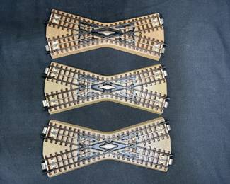 3 Märklin 3600 K Crossing w/ Continuous Centd...