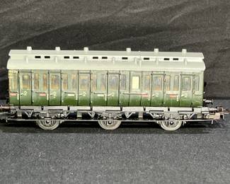Marklin HO #330/2 2nd Class Passenger Car