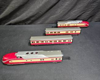 ROCO HO Tee 43883 DB BR 601 4 Car Locomotive