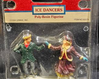 Coventry Cove & LEMAX Village Figures