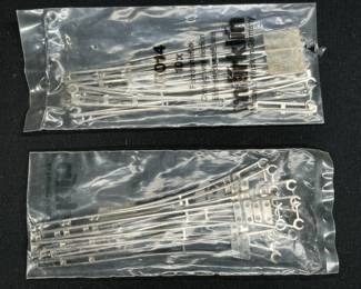 2 NIB Marklin HO 7014 & 7022EE Cantenary Sections
