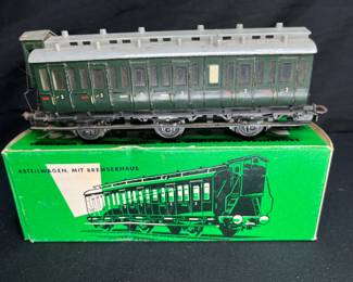 1950's Marklin HO 4004 2nd Class Passenger Car