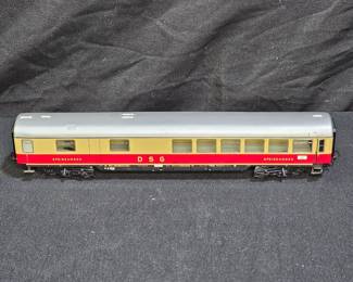 Marklin HO DB 10562 TEE 1st Class Passenger Car