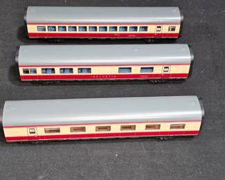 ROCO HO 43014 TEE 3-Car Supplementary Set