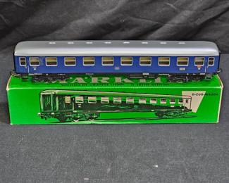 Marklin HO #4027 Express Coach