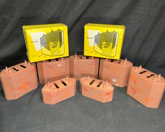 2 Boxes +14 Marklin Pieces 7064 Pilon Pier