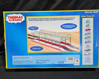 NIB Thomas & Friends Deluxe Knapford Station