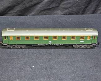 Marklin HO #29175 1st Class Passenger Car