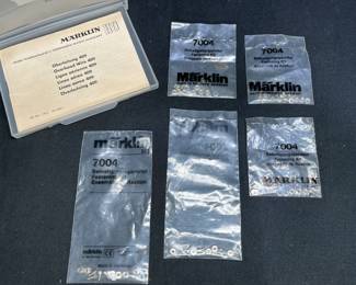 5 NIP Marklin HO 7004 Fastening Kit
