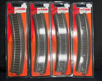 4 New Packages Marklin 20224 HO Curved Track