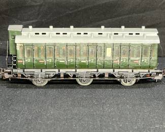 Marklin HO #330/2 2nd Class Passenger Car
