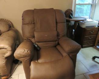 Lift Chair in great condition